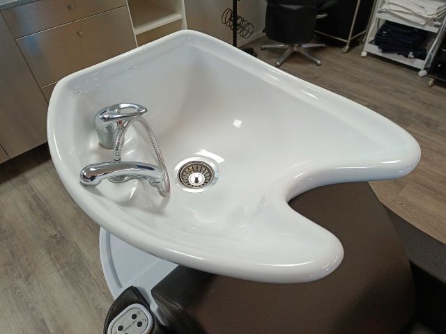 888924-8 Shampoo chair Salon Ambience Luxury