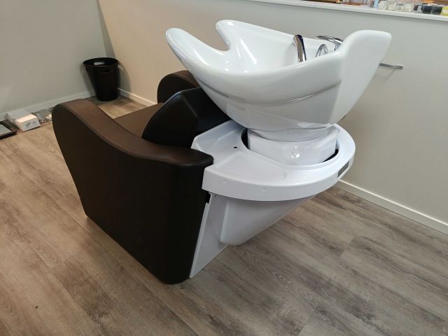 888925-5 Shampoo chair Salon Ambience Luxury