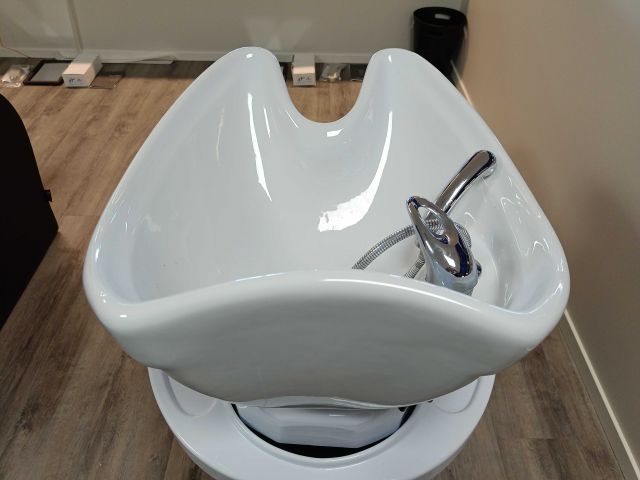 888925-7 Shampoo chair Salon Ambience Luxury