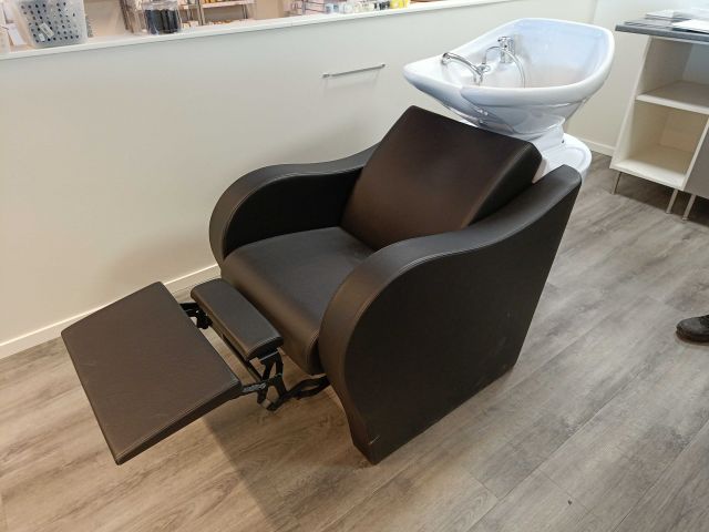 888925-16 Shampoo chair Salon Ambience Luxury