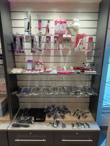 888949-1 Remnant from Frisör-Butik