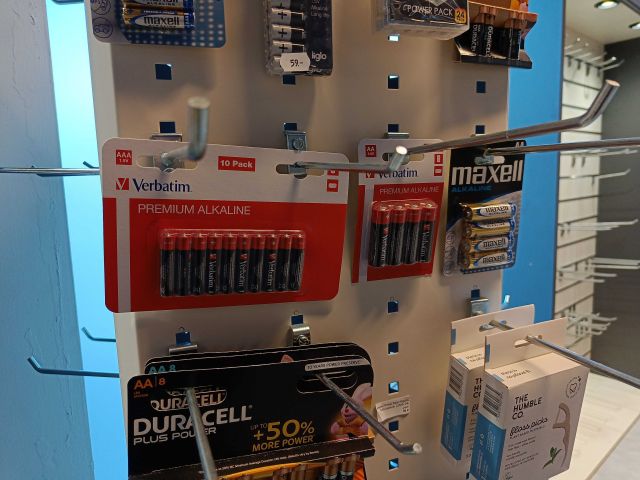 888949-23 Remnant from Frisör-Butik