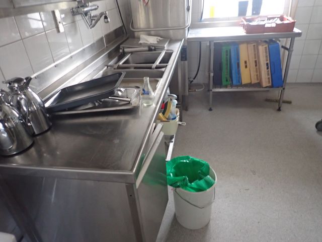 778198-2 Dishwasher Metos WD6 with stainless steel benches