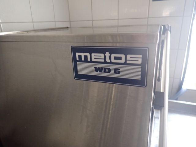 778198-7 Dishwasher Metos WD6 with stainless steel benches