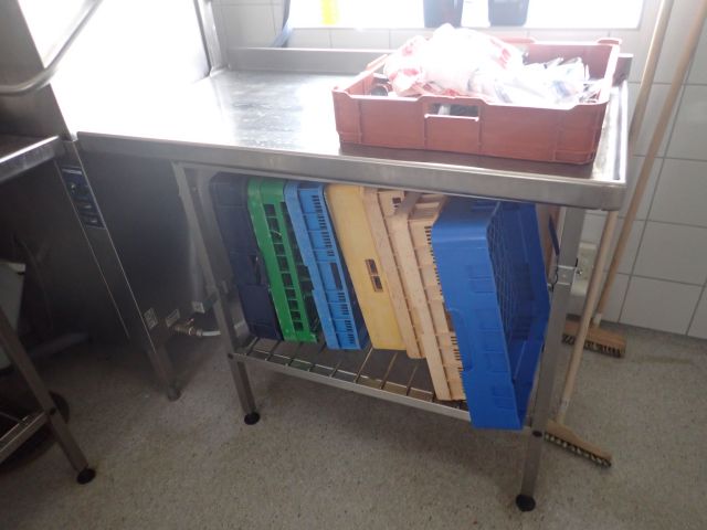 778198-12 Dishwasher Metos WD6 with stainless steel benches