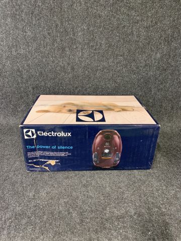 904900-2 Easy-to-operate vacuum cleaner Electrolux SilentPerformer ESP72DB