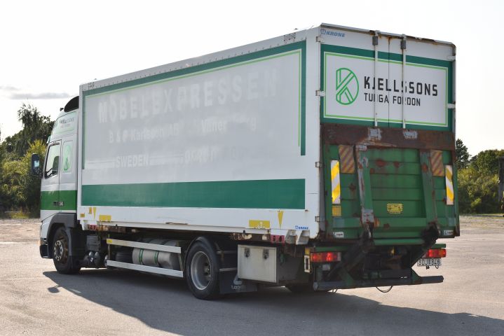 905373-3 Volvo FH12-340 Jmnl. Bass, 6x2 - 2001