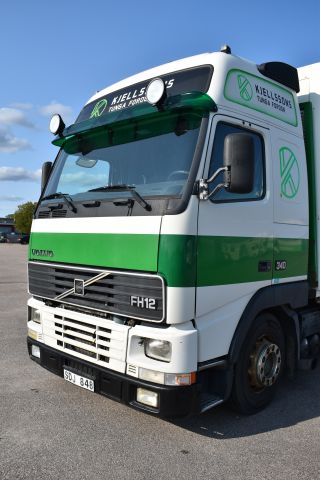 905373-10 Volvo FH12-340 Jmnl. Bass, 6x2 - 2001