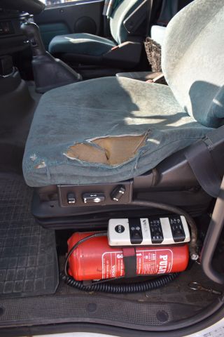 905373-12 Volvo FH12-340 Jmnl. Bass, 6x2 - 2001