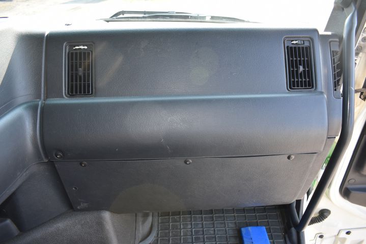 905373-18 Volvo FH12-340 Jmnl. Bass, 6x2 - 2001