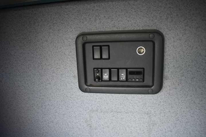 905373-35 Volvo FH12-340 Jmnl. Bass, 6x2 - 2001