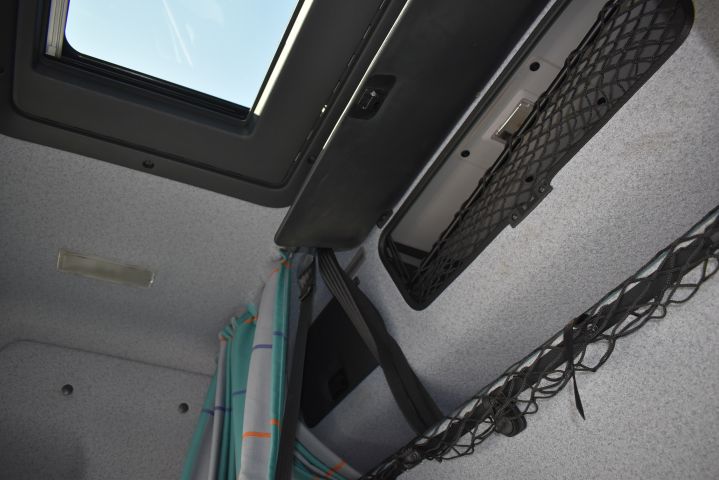 905373-40 Volvo FH12-340 Jmnl. Bass, 6x2 - 2001