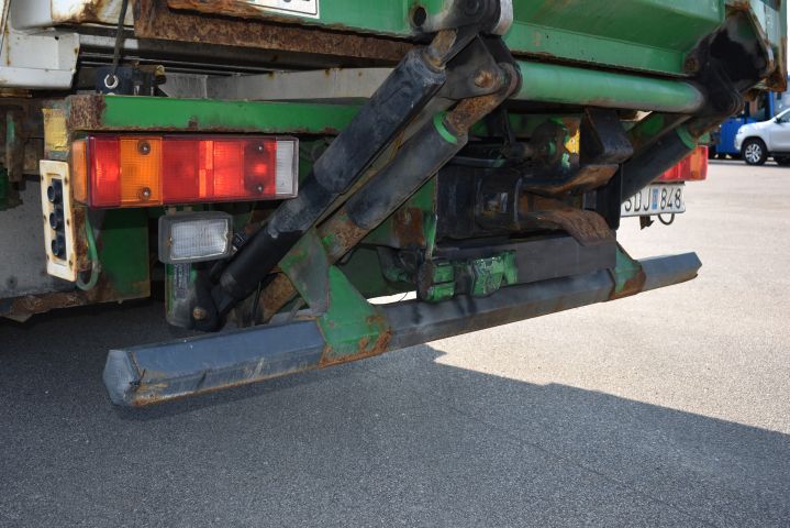 905373-45 Volvo FH12-340 Jmnl. Bass, 6x2 - 2001