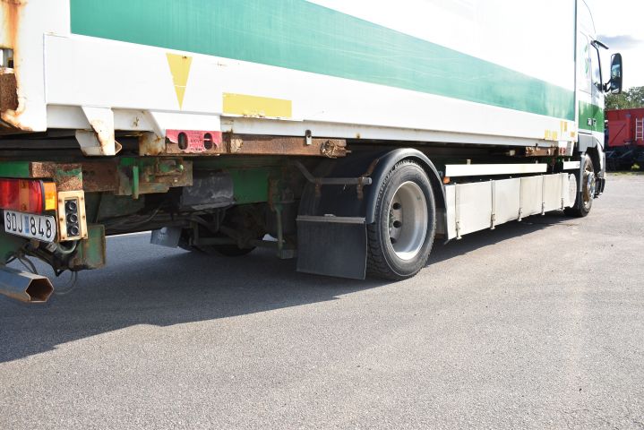 905373-47 Volvo FH12-340 Jmnl. Bass, 6x2 - 2001