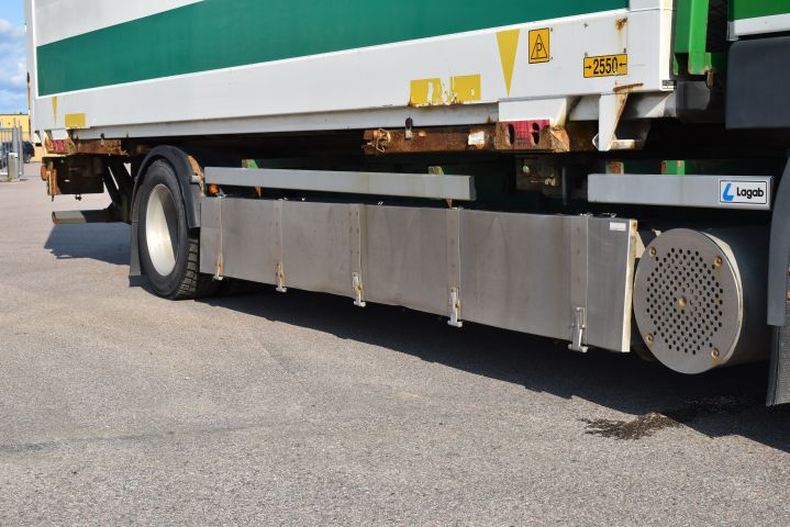 905373-48 Volvo FH12-340 Jmnl. Bass, 6x2 - 2001