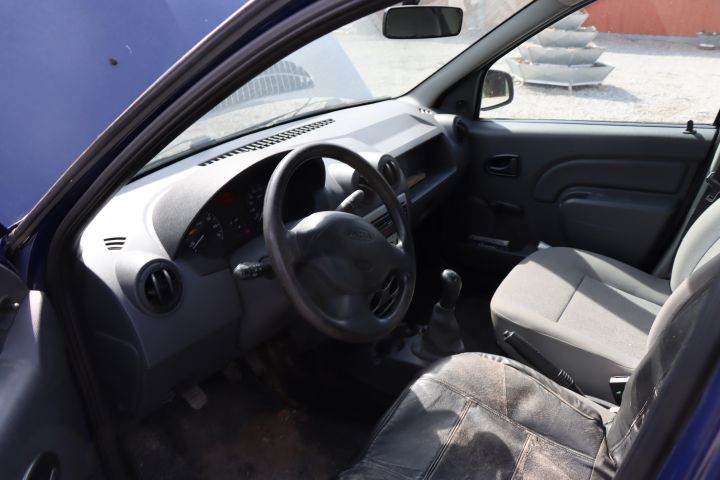 905378-14 Dacia Logan 1.5 dCi Pickup - 2010
