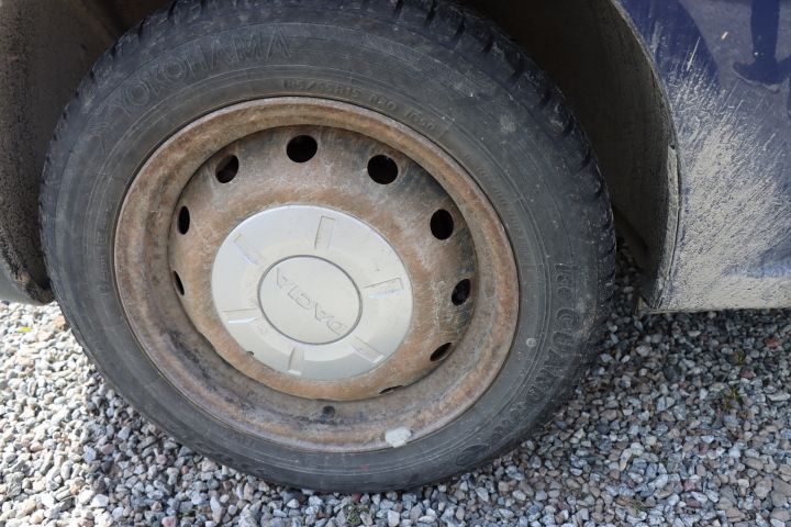 905378-16 Dacia Logan 1.5 dCi Pickup - 2010