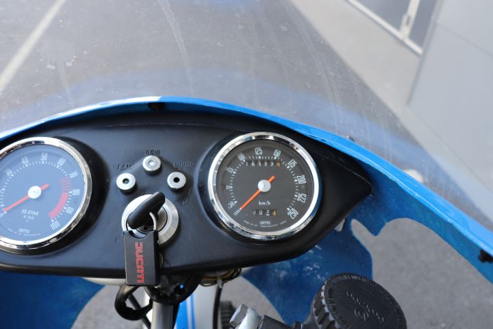 704108-18 Ducati 900 Ss - 1976