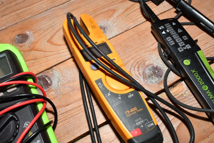 904694-3 Various measuring instruments FLUKE / BRYMEN