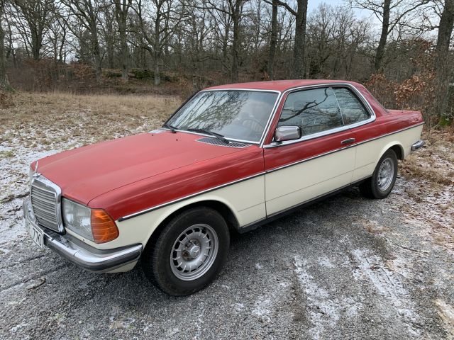 905081-1 Mercedes-Benz 280 CE - 1977
