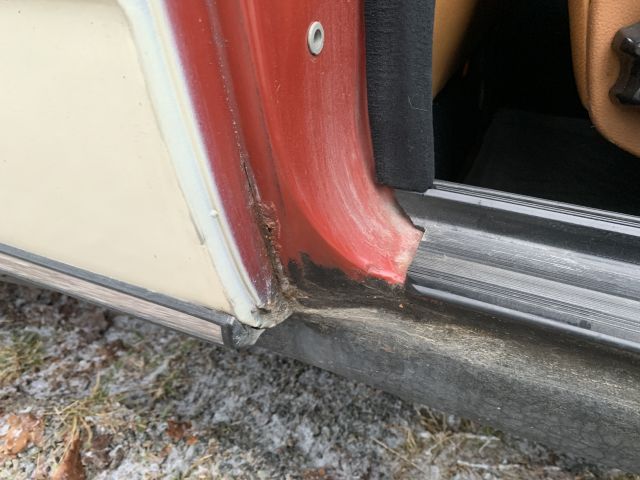 905081-22 Mercedes-Benz 280 CE - 1977