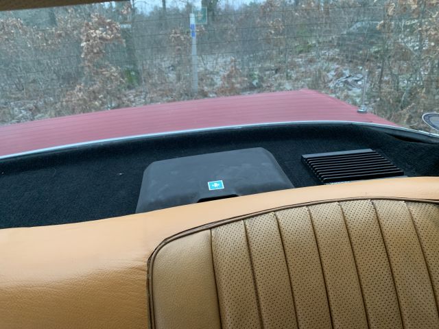 905081-30 Mercedes-Benz 280 CE - 1977