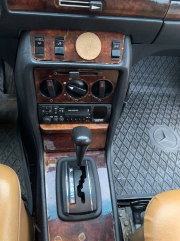 905081-36 Mercedes-Benz 280 CE - 1977