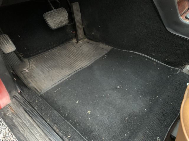 905081-48 Mercedes-Benz 280 CE - 1977