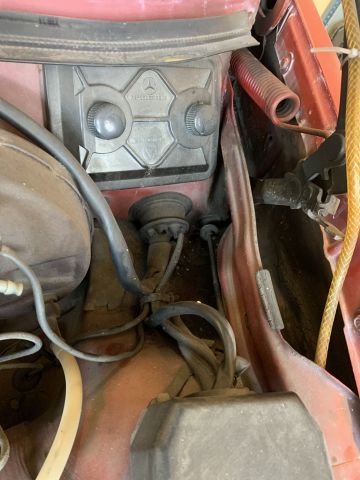 905081-65 Mercedes-Benz 280 CE - 1977