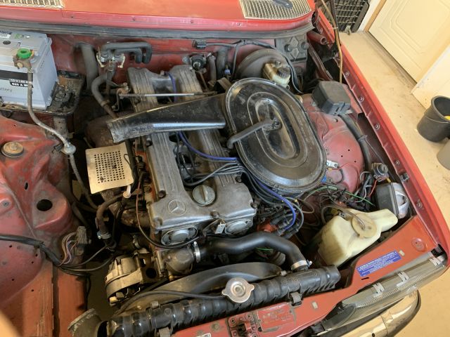 905081-79 Mercedes-Benz 280 CE - 1977