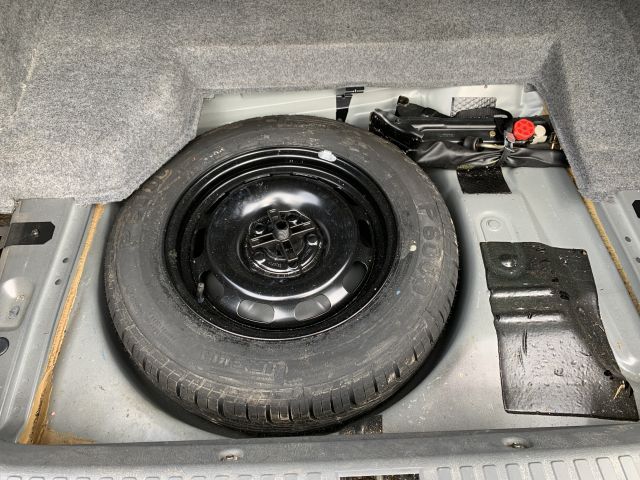 905083-20 Volvo S90 - 1997