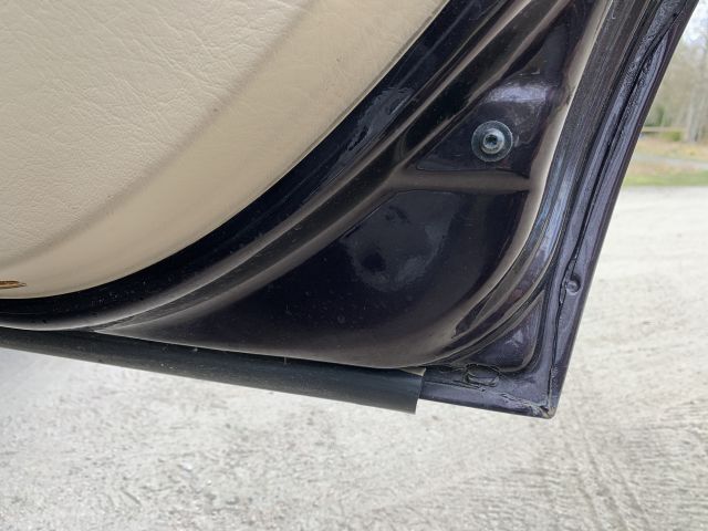 905083-52 Volvo S90 - 1997