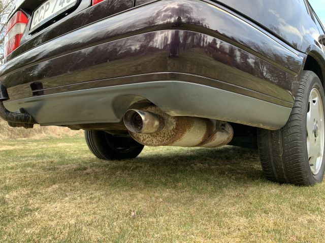 905083-126 Volvo S90 - 1997