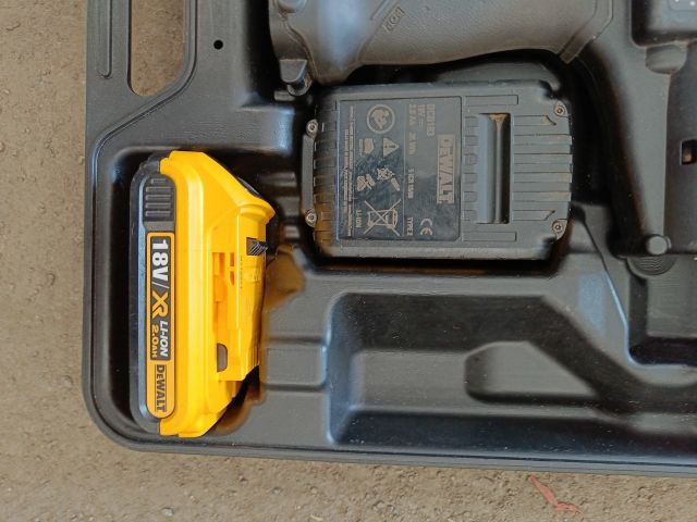 888990-6 Popnit pistol DeWalt ProSet PB2500