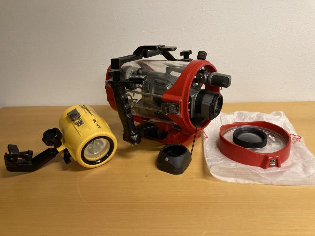 904428-1 Sony dcr-vx1000 Camera + Underwater case + Underwater light