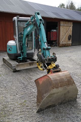 906051-9 Mini excavator Kobelco SK25SR-2, 2006