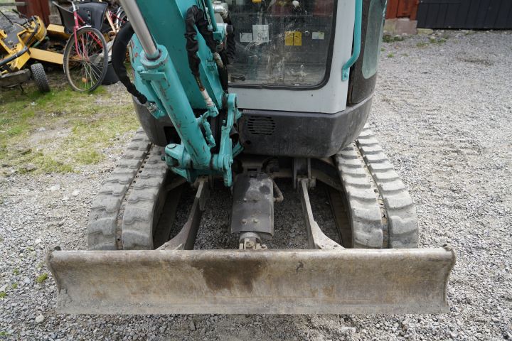 906051-10 Mini excavator Kobelco SK25SR-2, 2006