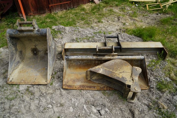 906051-28 Mini excavator Kobelco SK25SR-2, 2006