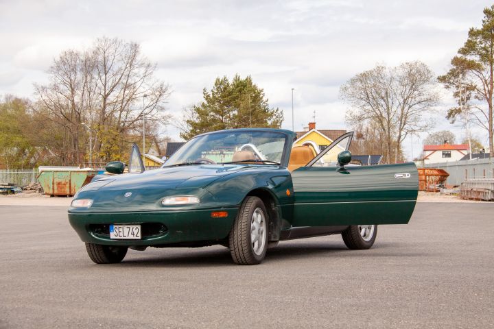 902963-10 Mazda Eunos Roadster Mx-5 1991