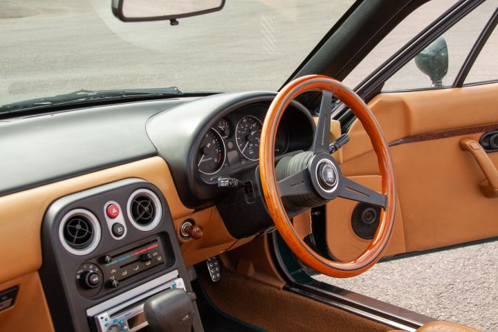 902963-17 Mazda Eunos Roadster Mx-5 1991