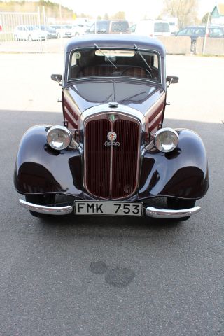 906085-5 DKW F8 Sedan - 1939
