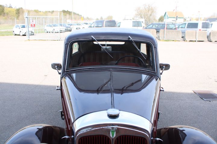 906085-7 DKW F8 Sedan - 1939