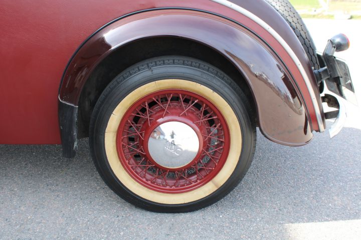 906085-9 DKW F8 Sedan - 1939