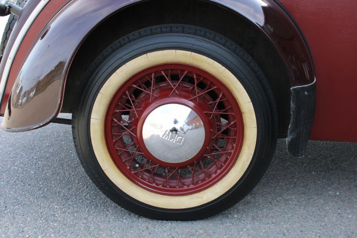 906085-10 DKW F8 Sedan - 1939