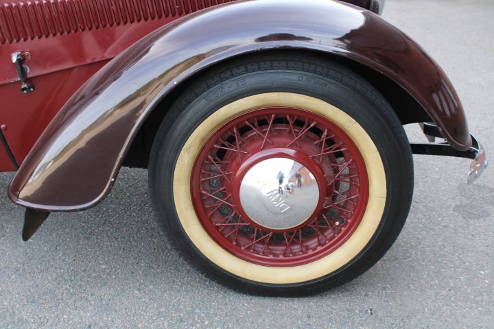 906085-11 DKW F8 Sedan - 1939