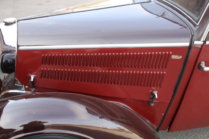 906085-13 DKW F8 Sedan - 1939