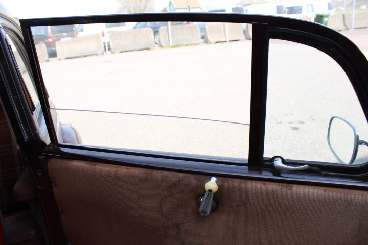 906085-17 DKW F8 Sedan - 1939