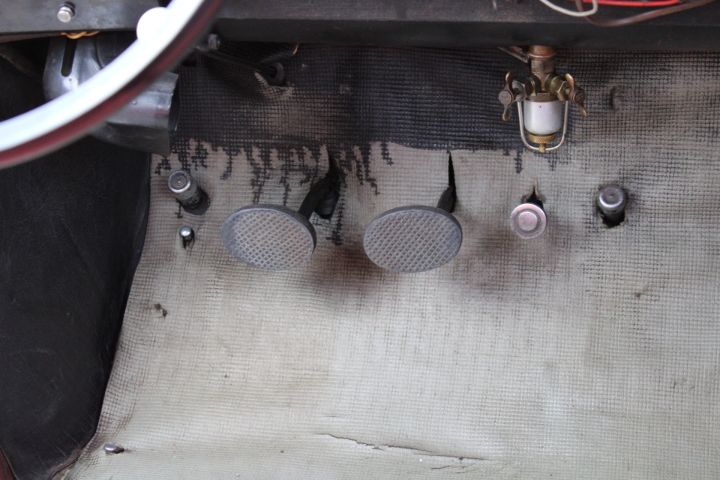 906085-21 DKW F8 Sedan - 1939