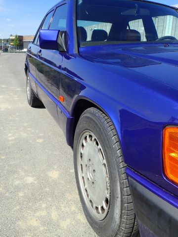 906358-26 Mercedes-Benz 190 E Advantage Azzurro Sportline - 1992