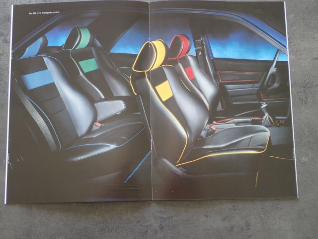 906358-90 Mercedes-Benz 190 E Advantage Azzurro Sportline - 1992